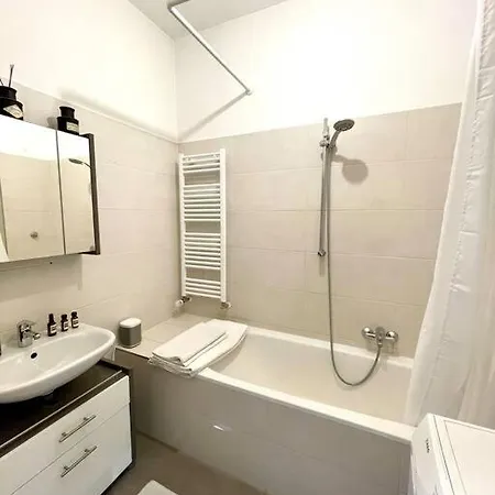 снеск Q,r-с0de First -,-apartment In Best View 2 *